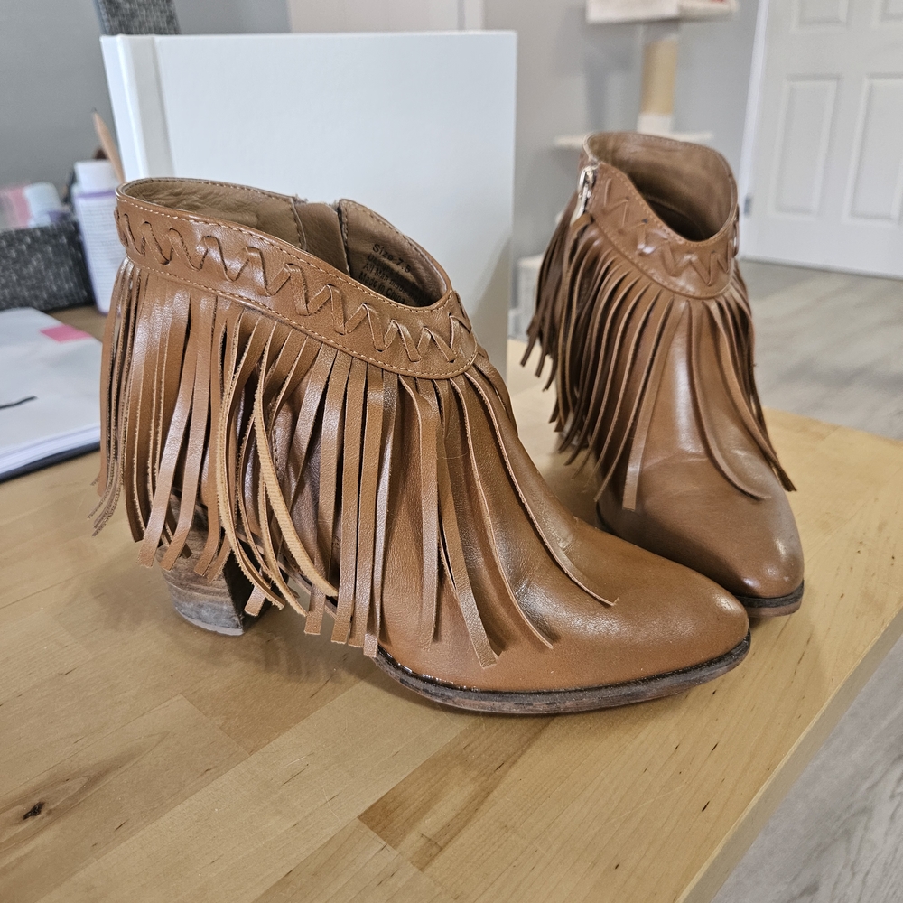 BEAST FASHION Tan Fringe Ankle Booties